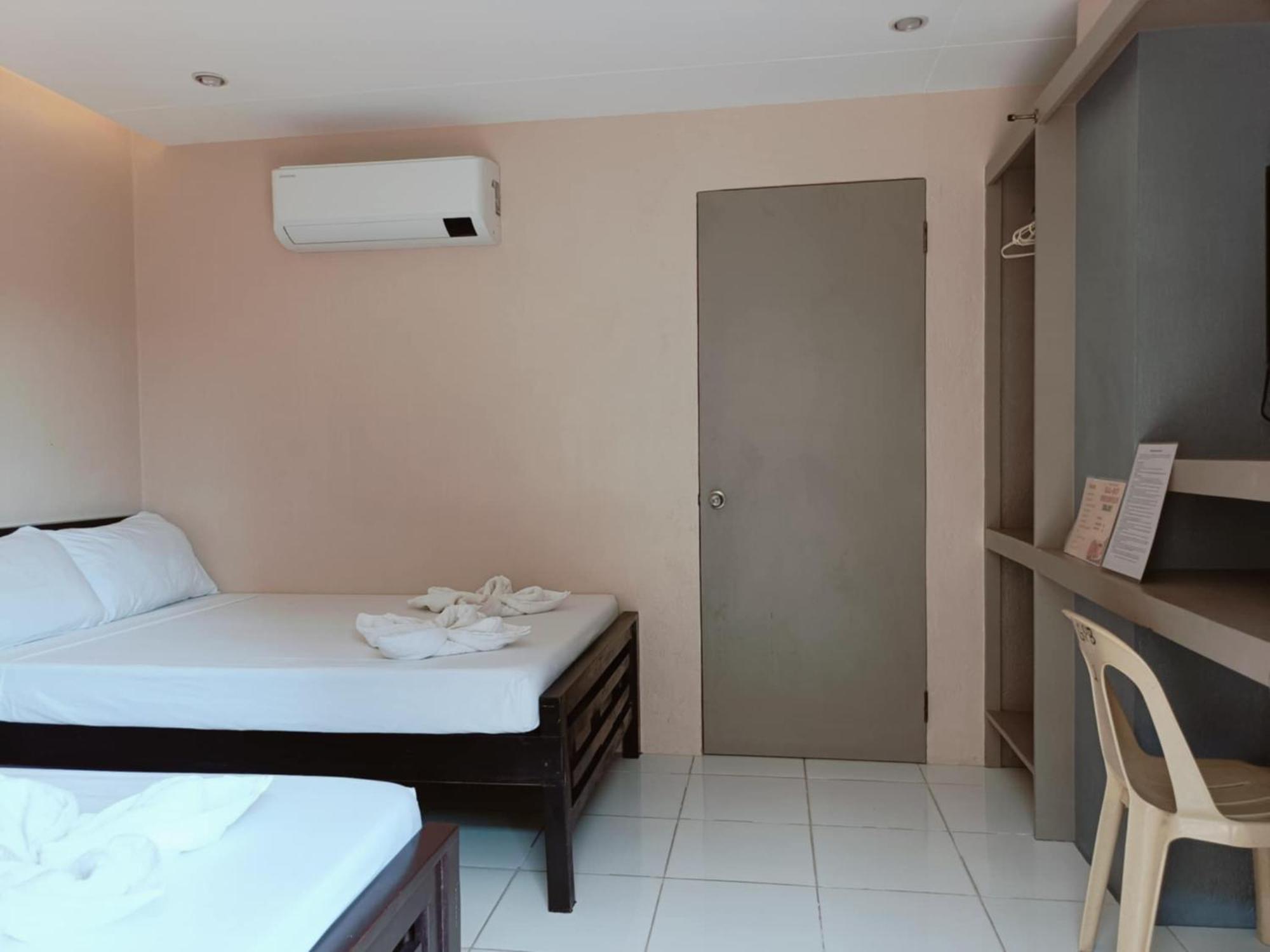 Claytown Pension House Dumaguete City Exterior foto